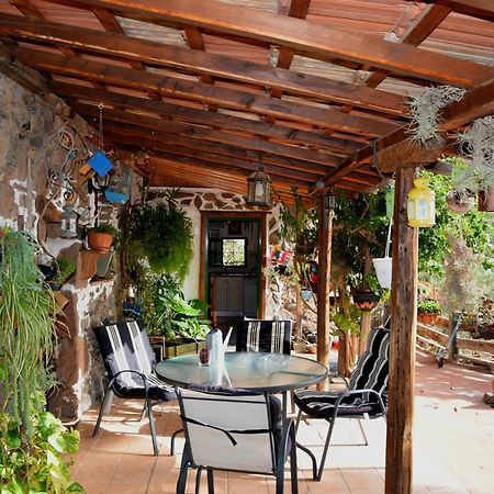 La Casa De Los Pinos Temisas Exteriör bild